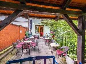 Pronájem restaurace, Lázně Bělohrad, Lázeňská, 102 m2