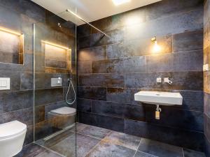 Prodej bytu 3+1, Praha - Karlín, Pernerova, 113 m2