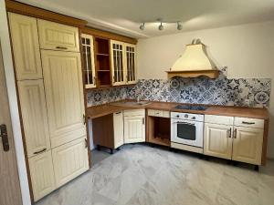 Pronájem rodinného domu, Lázně Bohdaneč, Dr. Tyrše, 100 m2