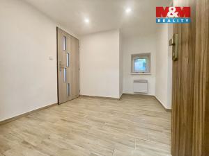 Prodej atypického bytu, Slaný, Ouvalova, 39 m2