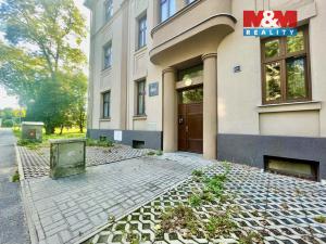 Prodej atypického bytu, Slaný, Ouvalova, 37 m2