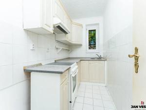 Pronájem bytu 3+1, Praha - Čakovice, U Párníků, 49 m2