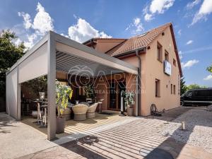 Prodej obchodního prostoru, Zeleneč, Jitrocelová, 150 m2