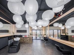 Prodej obchodního prostoru, Praha - Smíchov, Pod Barvířkou, 73 m2