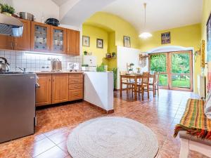 Prodej vícegeneračního domu, Bouzov, 420 m2