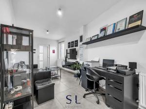 Prodej obchodního prostoru, Nový Bor, Česká, 325 m2