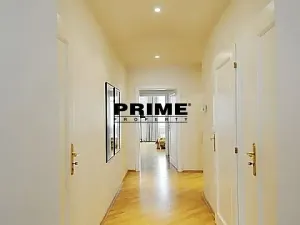 Pronájem bytu 3+1, Praha - Nové Město, Odborů, 102 m2