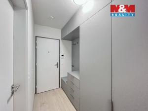 Pronájem bytu 2+kk, Praha, Hartigova, 47 m2