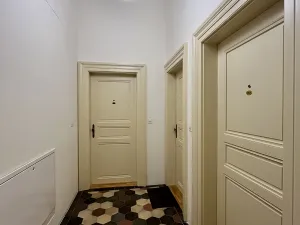 Pronájem bytu 2+kk, Praha - Nové Město, Legerova, 45 m2