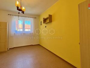 Prodej bytu 3+1, Dubňany, Nám. 15.dubna, 62 m2