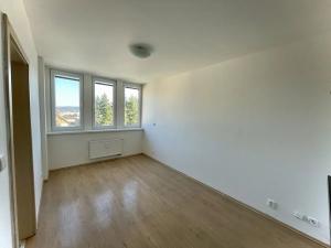 Pronájem bytu 2+kk, Karlík, K Třešňovce, 34 m2