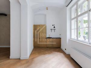 Pronájem bytu 2+kk, Praha - Staré Město, Liliová, 62 m2