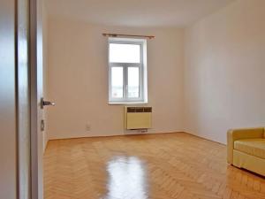 Pronájem bytu 1+1, Praha - Vysočany, Českomoravská, 42 m2