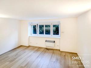 Prodej obchodního prostoru, Poděbrady, Hakenova, 40 m2