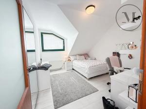 Prodej rodinného domu, Roudné, U Kapličky, 171 m2