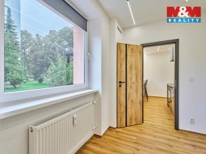 Pronájem bytu 2+kk, Trutnov - Dolní Předměstí, Úpské nábřeží, 39 m2