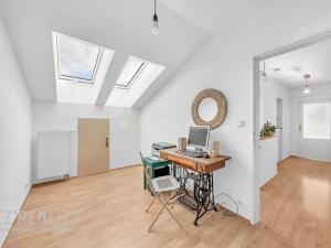 Prodej bytu 4+kk, Praha - Zbraslav, Jaromíra Vejvody, 149 m2