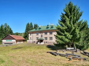 Prodej komerčního pozemku, Heřmánkovice, 40632 m2