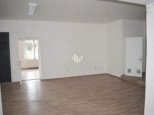 Pronájem skladu, Praha - Vysočany, Podkovářská, 264 m2
