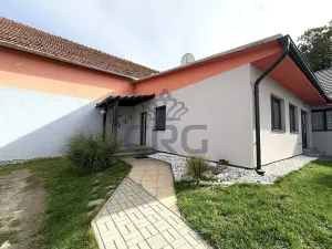 Pronájem bytu 3+kk, Moravské Knínice, Pod Školou, 114 m2