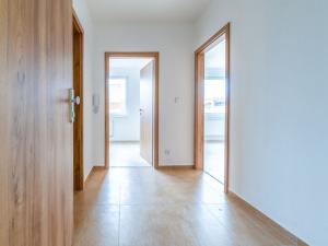 Prodej bytu 2+kk, Jince, Zborovská, 41 m2