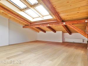 Pronájem bytu 1+kk, Praha - Nové Město, Podskalská, 97 m2