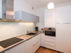 Pronájem bytu 1+kk, Praha - Žižkov, Štítného, 34 m2