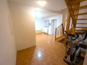 Prodej rodinného domu, Ohníč, 300 m2