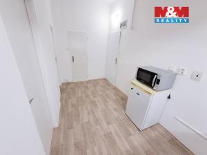Prodej bytu 2+kk, Králův Dvůr, Plzeňská, 33 m2
