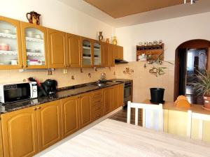 Prodej bytu 3+1, Liberec - Liberec VI-Rochlice, Ježkova, 75 m2