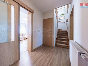 Prodej rodinného domu, Svojetice, Na Moklině, 159 m2