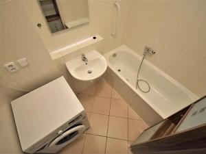 Pronájem bytu 2+kk, Praha - Čakovice, Marie Podvalové, 86 m2