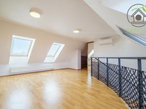 Prodej bytu 2+1, Praha - Suchdol, Brandejsovo náměstí, 116 m2