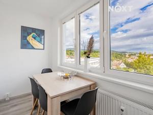 Prodej bytu 3+1, Český Krumlov, Sídliště Plešivec, 73 m2