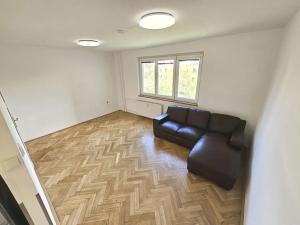 Pronájem bytu 3+kk, Praha - Záběhlice, Bělčická, 60 m2