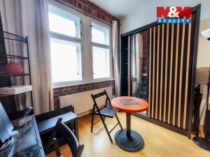 Pronájem bytu 1+1, Praha - Vinohrady, Šafaříkova, 31 m2