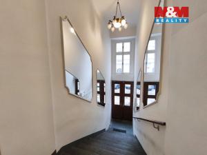 Pronájem bytu 1+1, Praha - Vinohrady, Šafaříkova, 31 m2