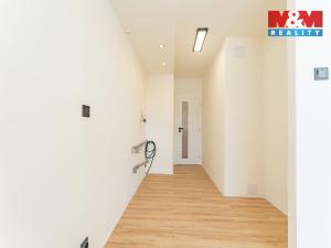 Prodej bytu 3+1, Praha - Bohnice, Poznaňská, 74 m2