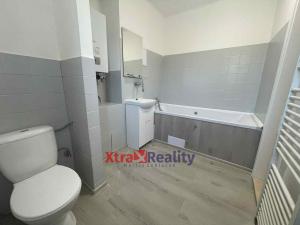 Pronájem bytu 2+1, Klášterec nad Ohří - Miřetice u Klášterce nad Ohří, Boženy Němcové, 69 m2