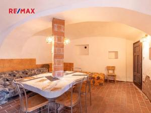 Prodej rodinného domu, Obora, 900 m2