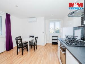 Pronájem bytu 2+kk, Praha - Břevnov, Patočkova, 45 m2