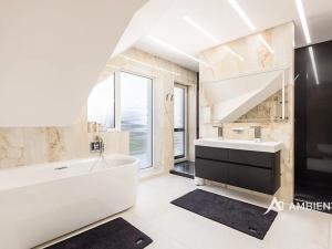 Prodej rodinného domu, Moravany, 360 m2