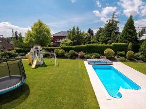 Prodej rodinného domu, Moravany, 360 m2