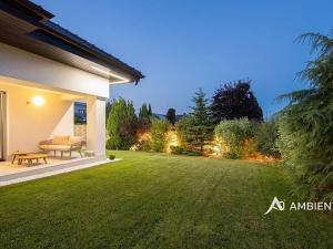 Prodej rodinného domu, Moravany, 360 m2