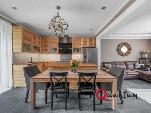 Prodej rodinného domu, Praha - Uhříněves, U Nadýmače, 279 m2