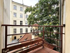 Pronájem bytu 1+1, Praha - Nové Město, Na zbořenci, 38 m2