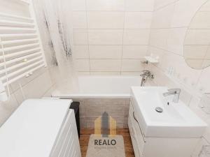 Prodej bytu 2+1, Jihlava, Březinova, 57 m2