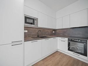 Pronájem bytu 1+kk, Praha - Chodov, Líbalova, 39 m2