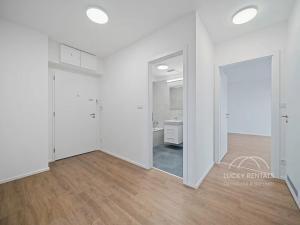 Pronájem bytu 3+kk, Praha - Chodov, Líbalova, 60 m2