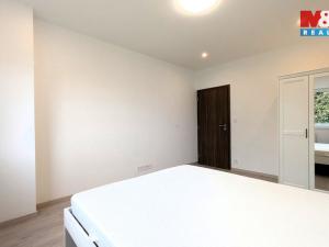 Pronájem rodinného domu, Praha - Újezd, Ke smrčině, 146 m2